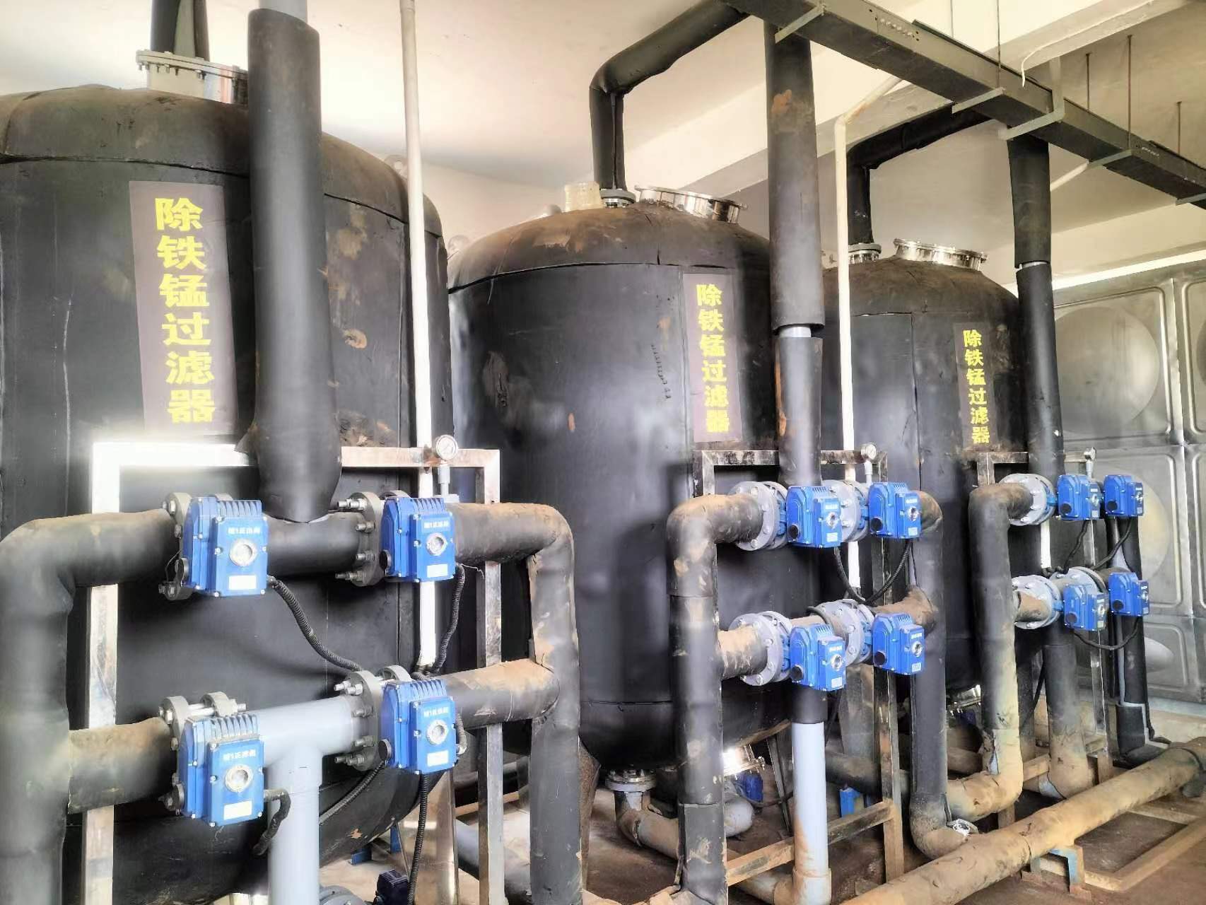 南山温泉酒店 除铁除锰水去黄 锰砂滤料更换 效果杠杠的